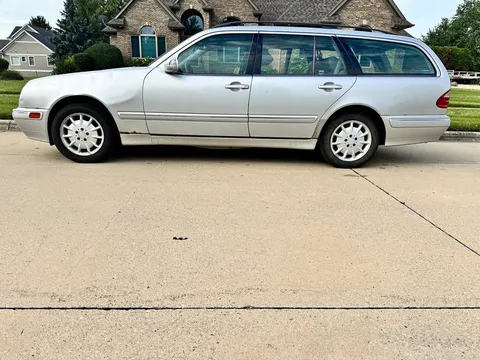 2002 Mercedes-Benz E320 Wagon