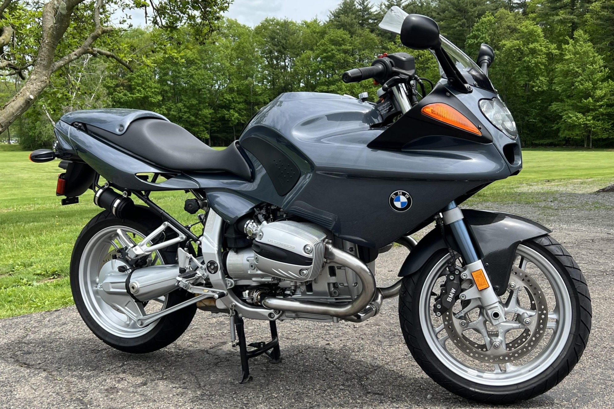 2002 BMW R1100S