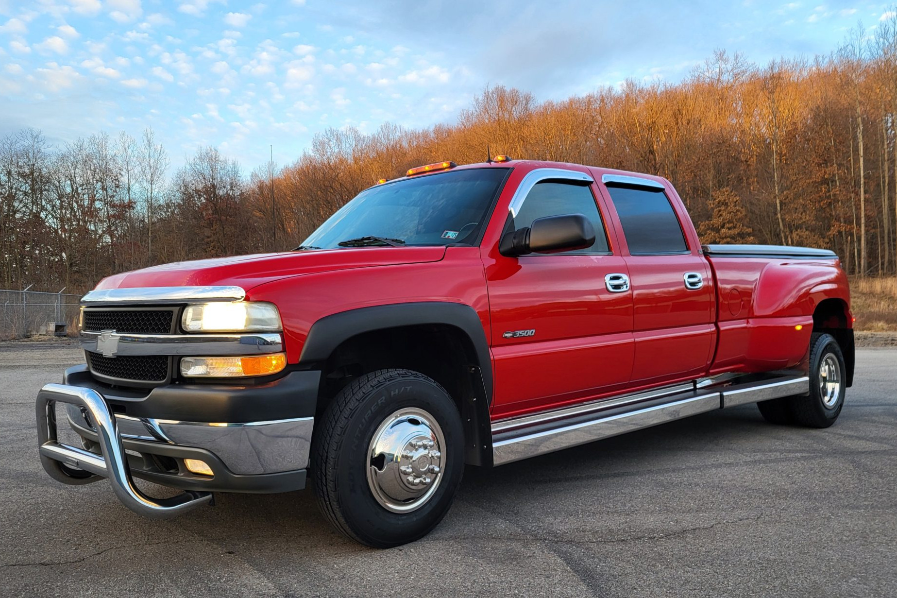 2002 Chevrolet Silverado 3500 LT Crew Cab 8.1L Dually