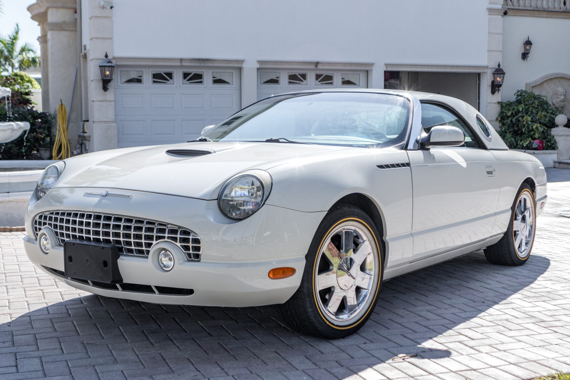 16k-Mile 2002 Ford Thunderbird
