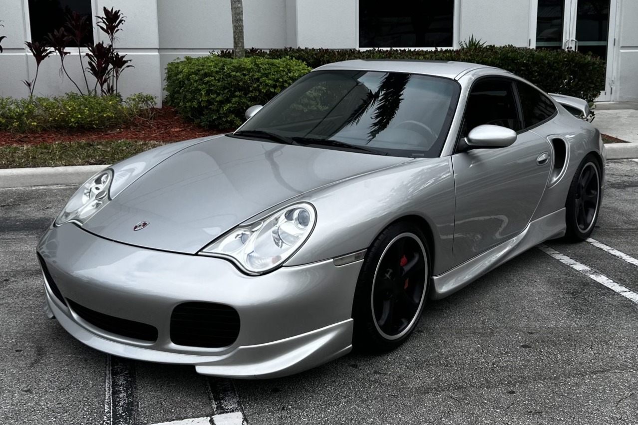 2002 Porsche 911 Turbo Coupe