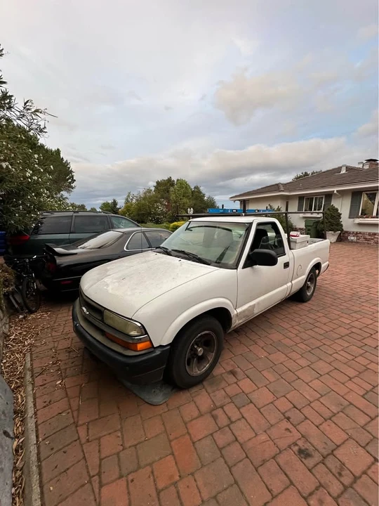 2003 Chevrolet S-10 Blazer 2nd Gen - Image 2 of 5
