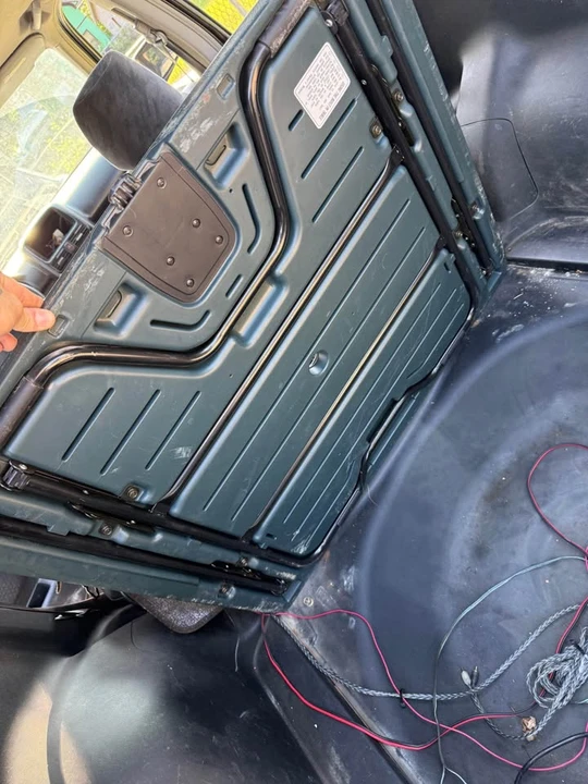 2003 Honda CR-V 2nd Gen - Image 17 of 17