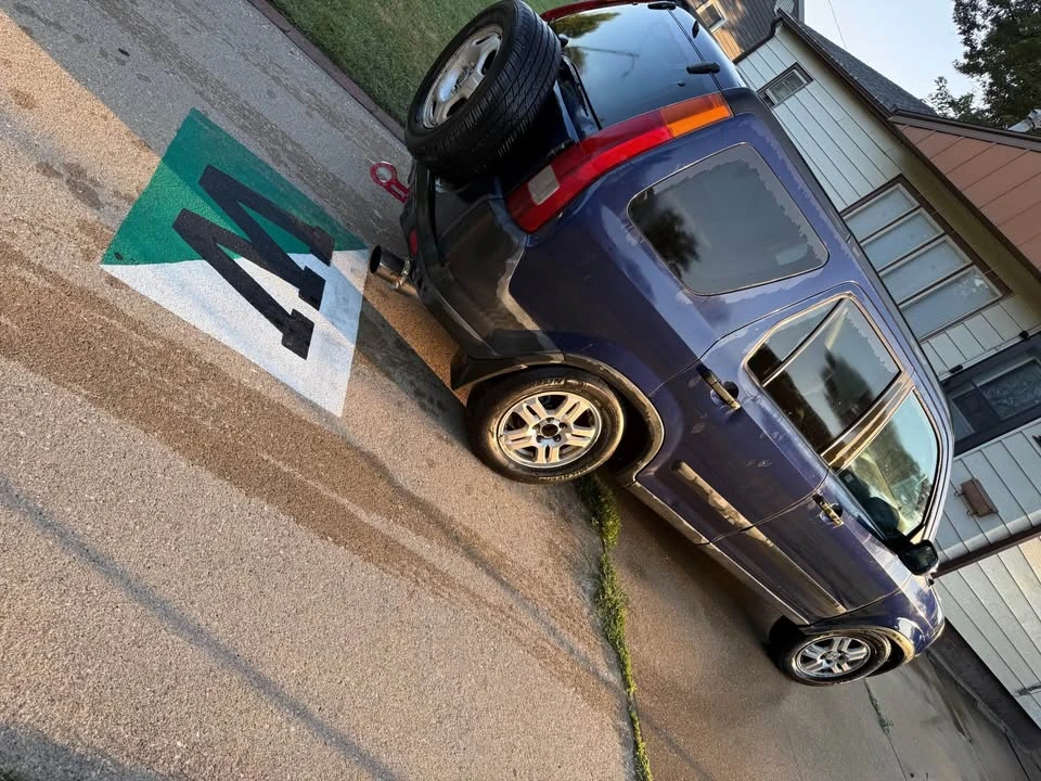 2003 Honda CR-V 2nd Gen - Image 4 of 17