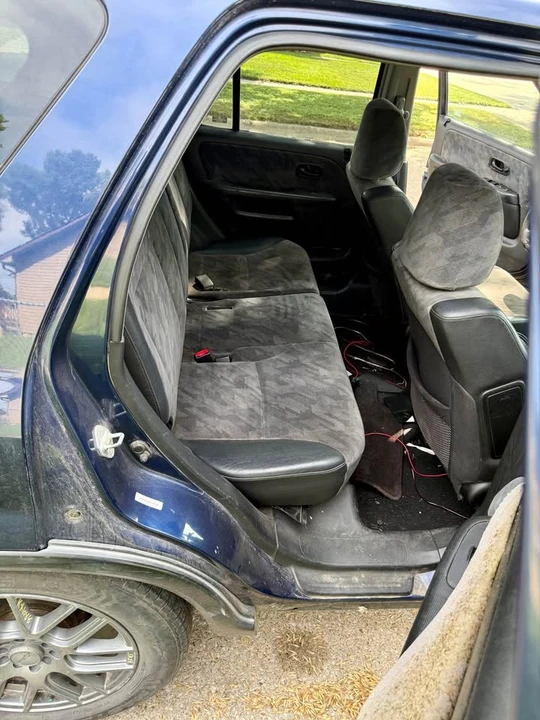 2003 Honda CR-V 2nd Gen - Image 13 of 17