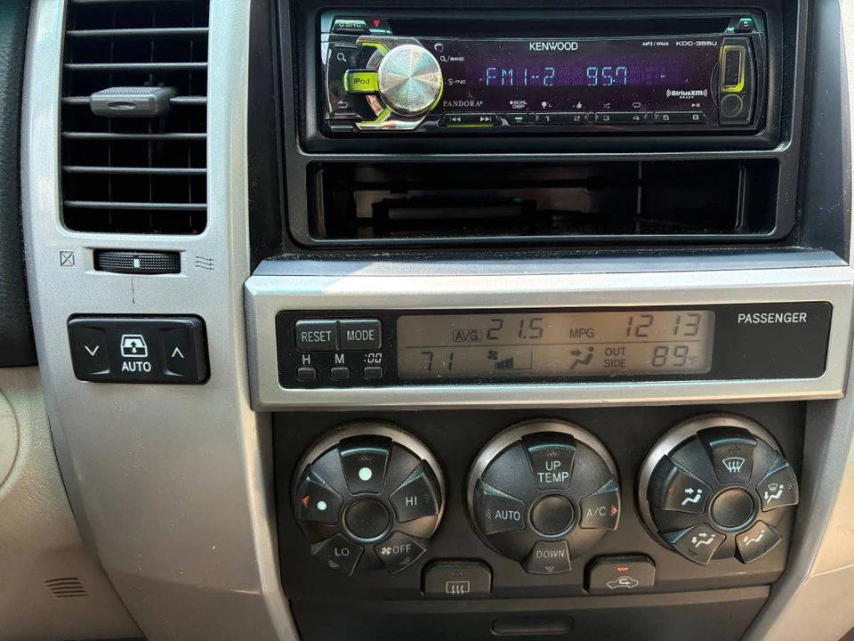 2003 Toyota 4Runner 4th Gen - Image 8 of 12