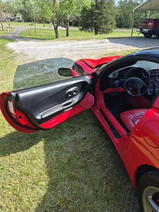 2003 Chevrolet Corvette C5 - Image 4 of 8