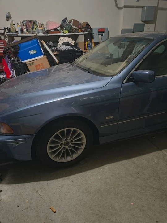 2003 BMW E39 540i - Image 10 of 11