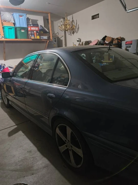 2003 BMW E39 540i - Image 9 of 11