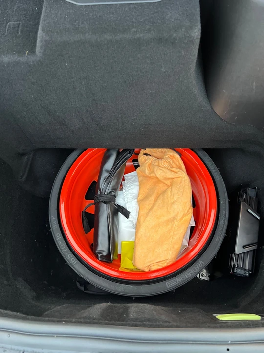 2003 Porsche 996 Carrera 4 - Image 3 of 21