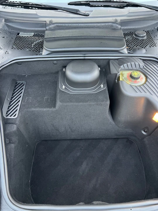 2003 Porsche 996 Carrera 4 - Image 6 of 21