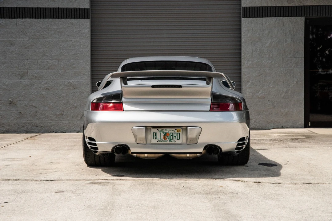 2003 Porsche 996 Turbo - Image 24 of 31