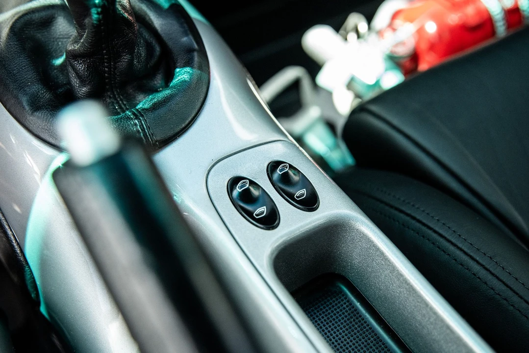 2003 Porsche 996 Turbo - Image 30 of 31