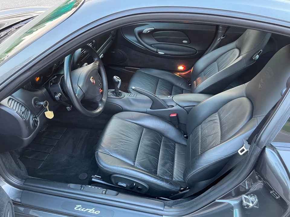 2003 Porsche 996 Turbo - Image 29 of 31