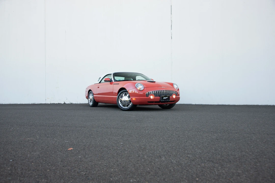 2003 Ford Thunderbird 11th Gen - Image 26 of 31
