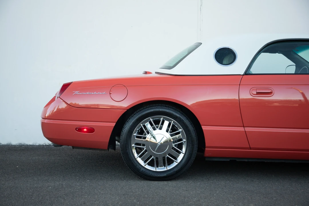 2003 Ford Thunderbird 11th Gen - Image 7 of 31