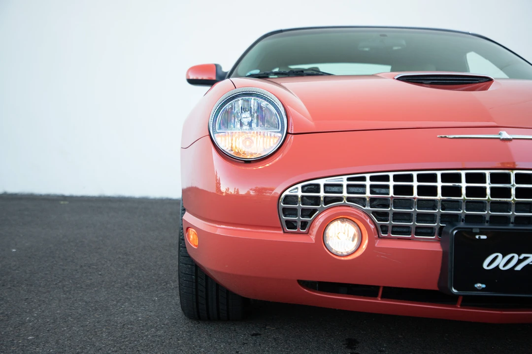 2003 Ford Thunderbird 11th Gen - Image 18 of 31