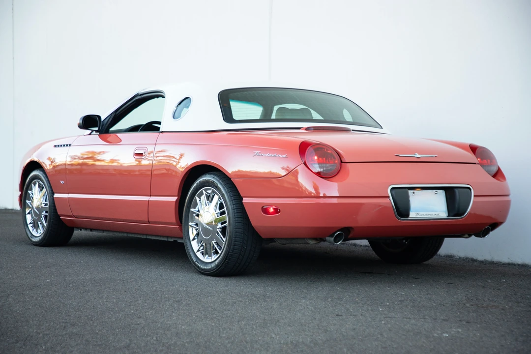 2003 Ford Thunderbird 11th Gen - Image 12 of 31