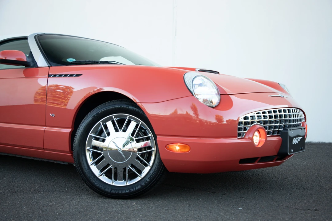 2003 Ford Thunderbird 11th Gen - Image 27 of 31