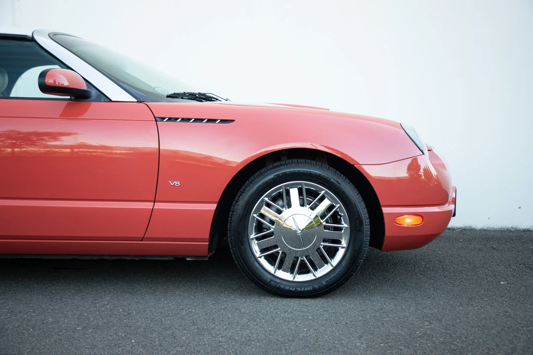 2003 Ford Thunderbird 11th Gen - Image 10 of 31