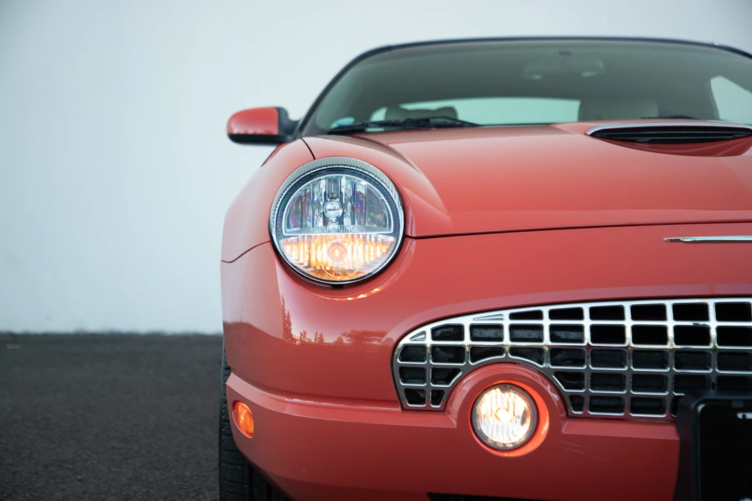 2003 Ford Thunderbird 11th Gen - Image 6 of 31