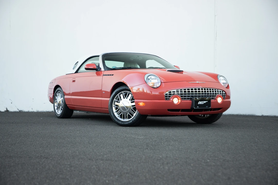 2003 Ford Thunderbird 11th Gen - Image 25 of 31