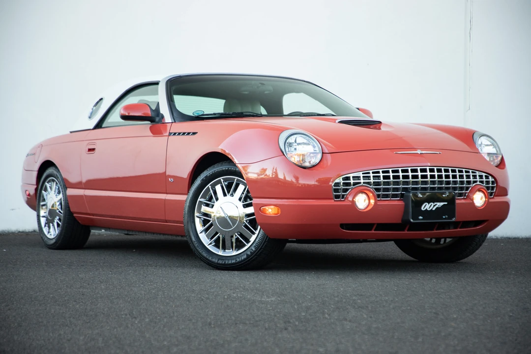 2003 Ford Thunderbird 11th Gen - Image 24 of 31