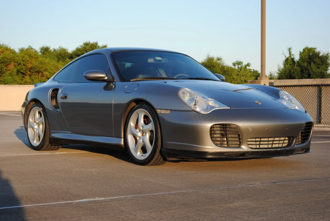 2003 Porsche 996 Turbo - Image 12 of 31