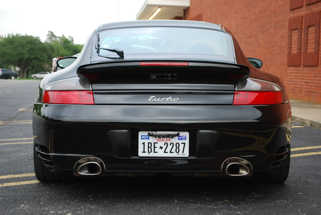 2003 Porsche 996 Turbo - Image 9 of 28