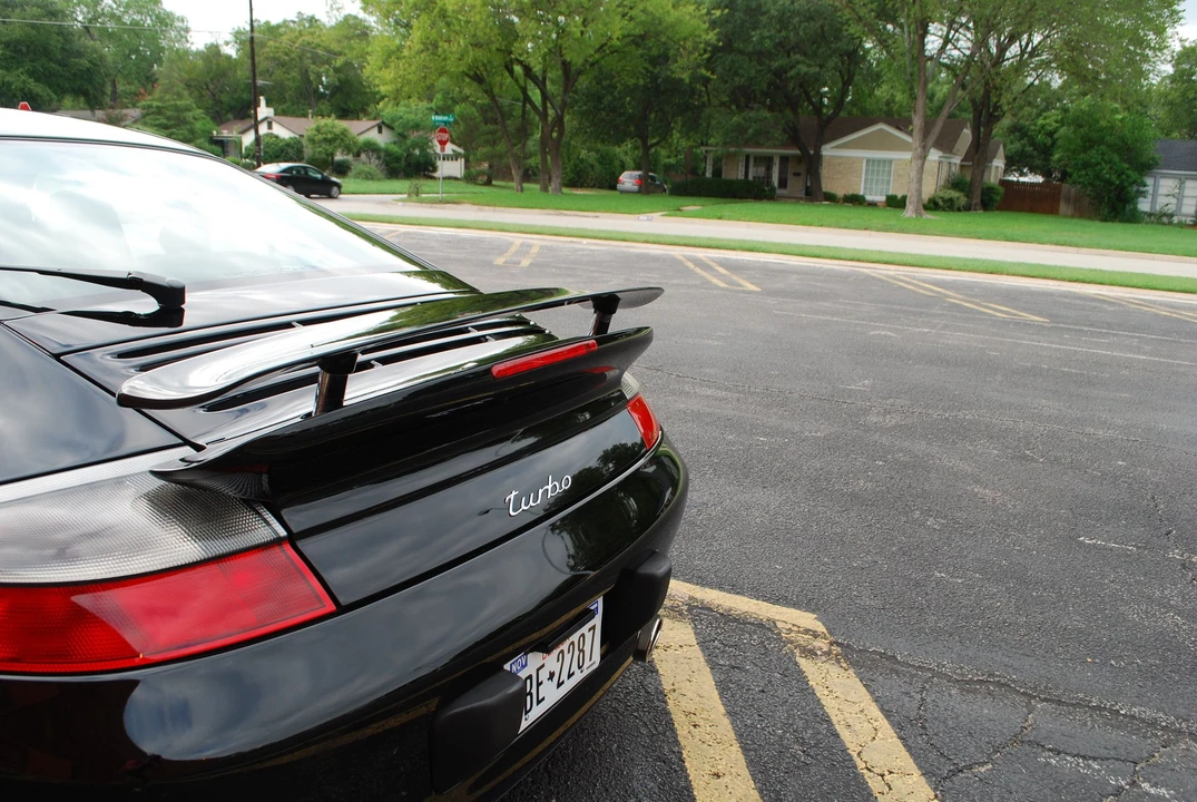 2003 Porsche 996 Turbo - Image 10 of 28