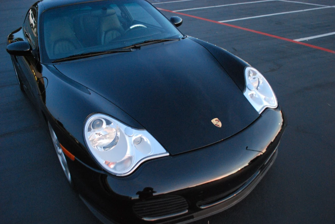 2003 Porsche 996 Turbo - Image 7 of 28