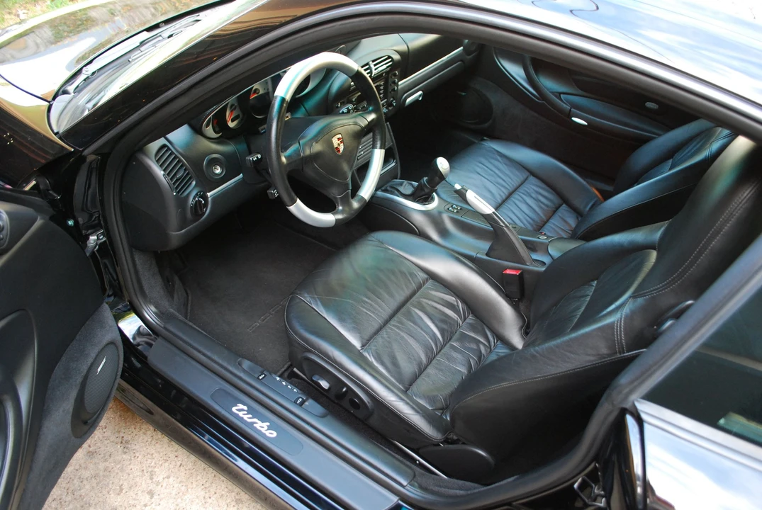 2003 Porsche 996 Turbo - Image 16 of 28