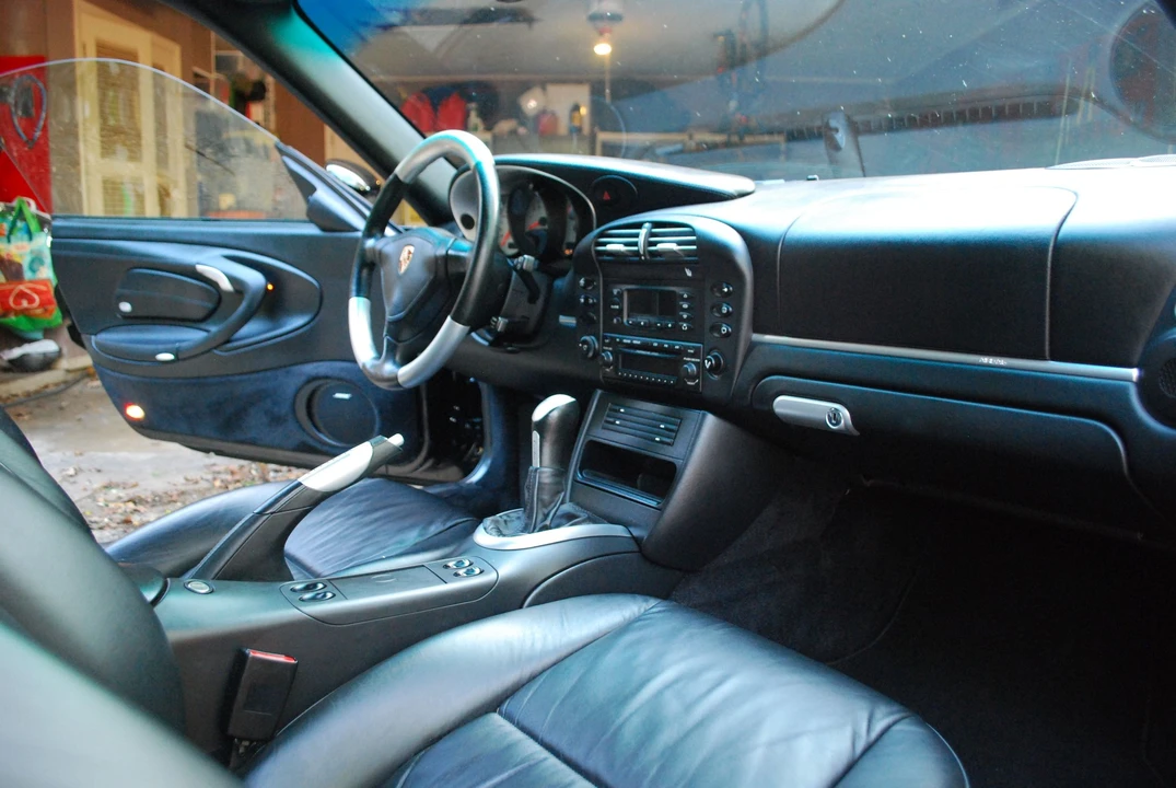 2003 Porsche 996 Turbo - Image 17 of 28
