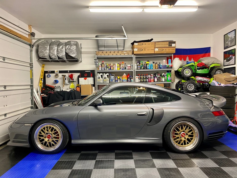 2003 Porsche 996 Turbo - Image 10 of 31