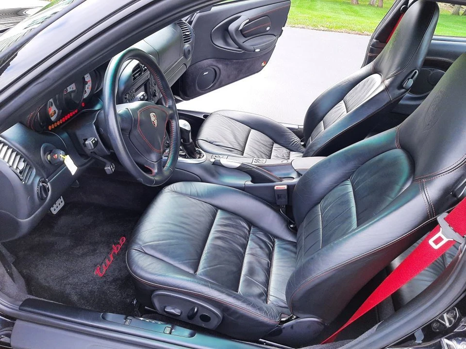 2003 Porsche 996 Turbo - Image 14 of 31