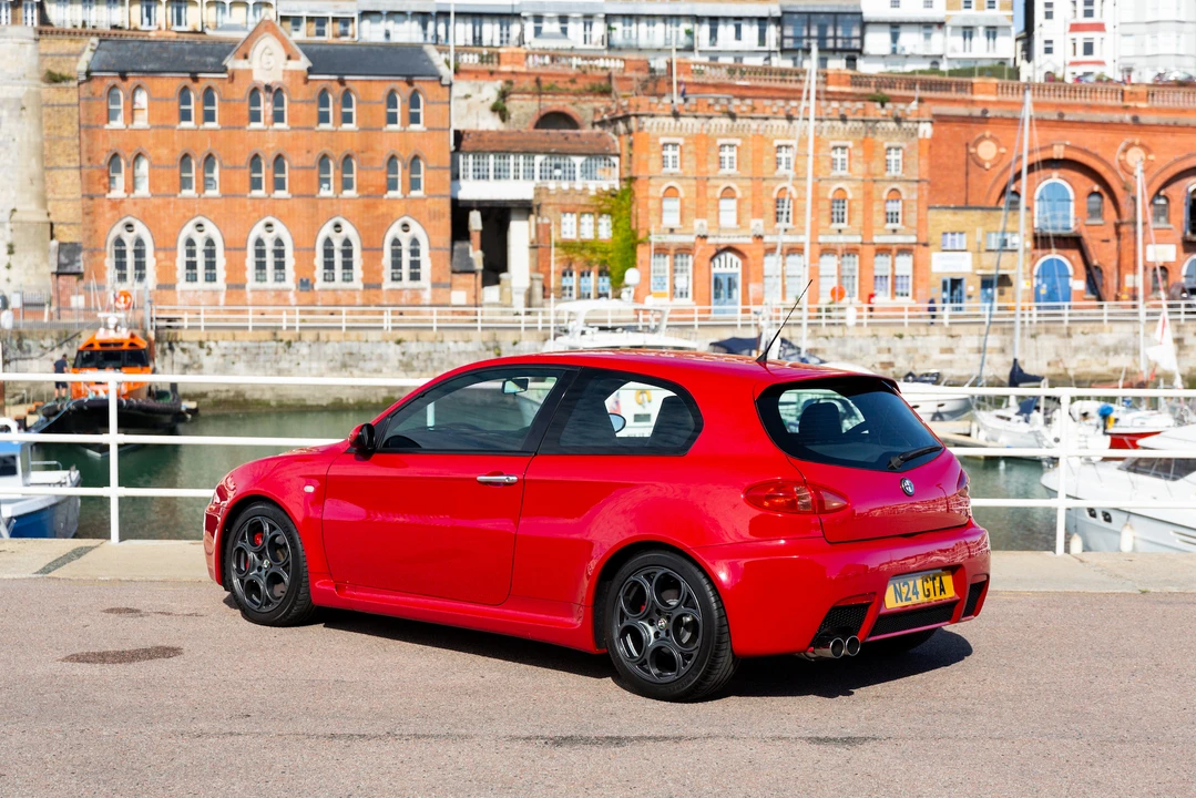 2003 Alfa Romeo 147 GTA - Image 14 of 31