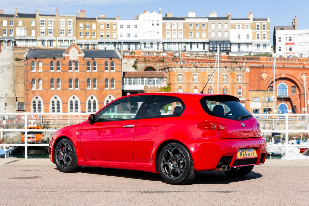 2003 Alfa Romeo 147 GTA - Image 6 of 31