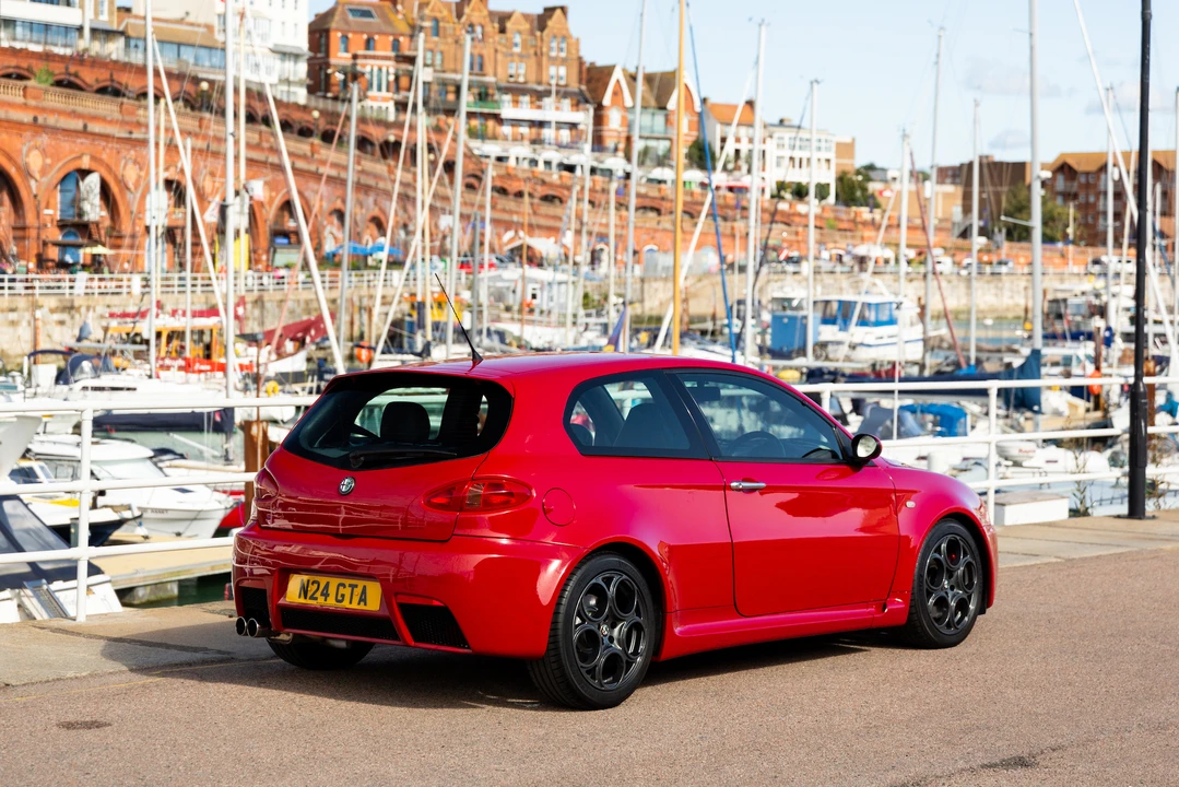 2003 Alfa Romeo 147 GTA - Image 8 of 31