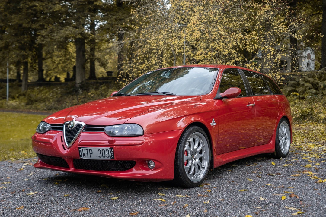 2003 Alfa Romeo 156 GTA - Image 2 of 31