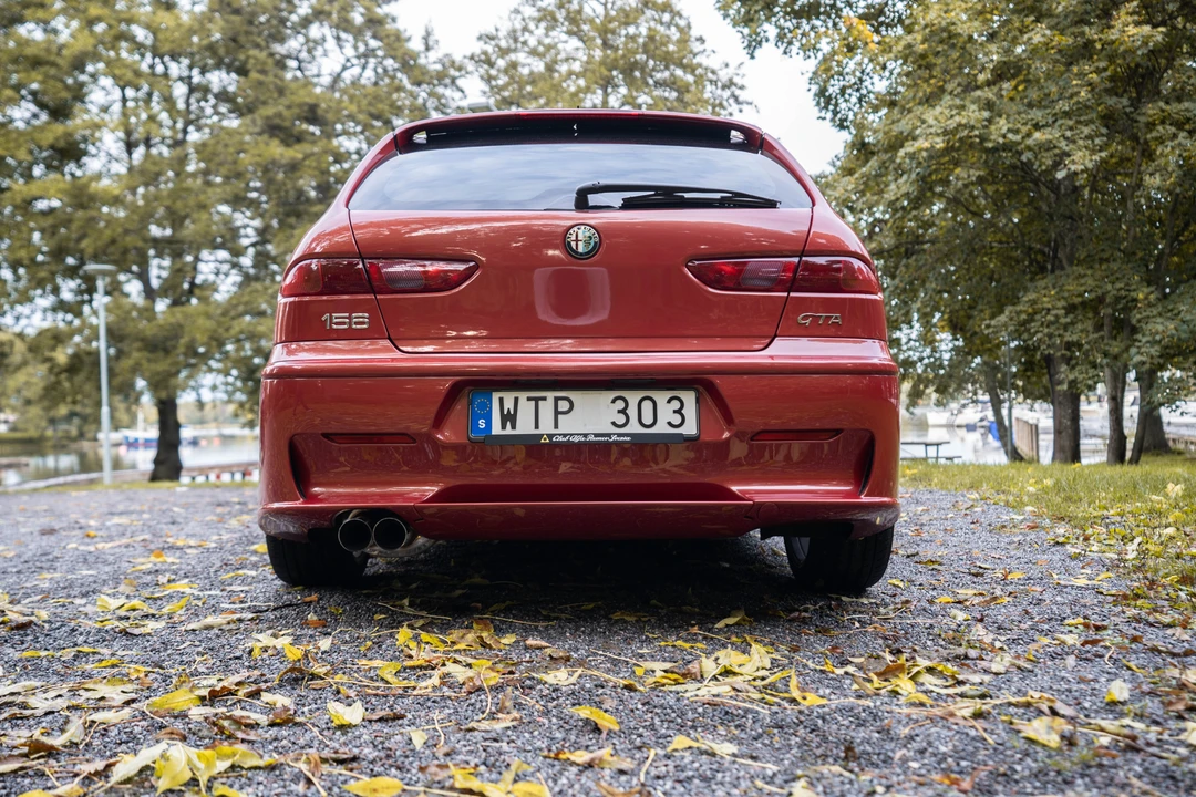 2003 Alfa Romeo 156 GTA - Image 28 of 31