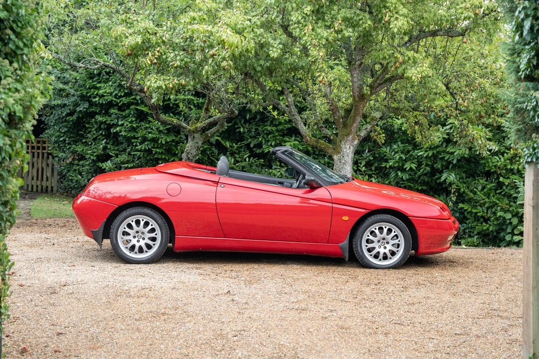 2003 Alfa Romeo 916 GTV & Spider - Image 5 of 31