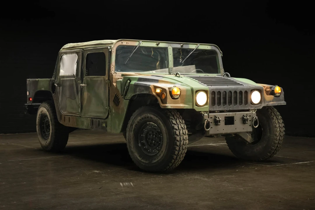 2003 Hummer HMMWV - Image 27 of 31