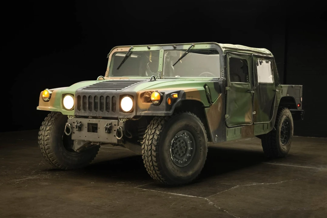 2003 Hummer HMMWV - Image 21 of 31