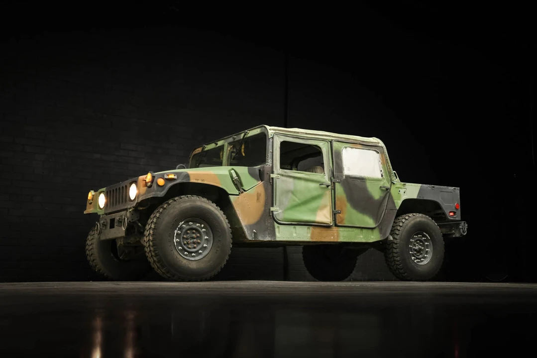 2003 Hummer HMMWV - Image 18 of 31