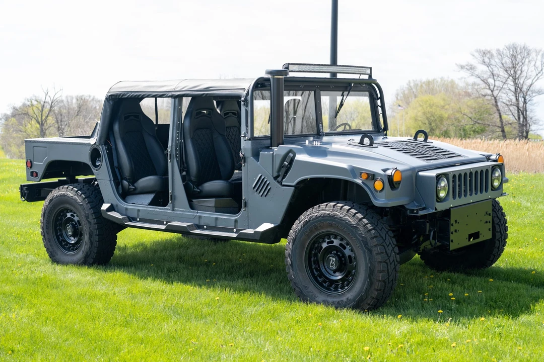 2003 Hummer HMMWV - Image 4 of 31