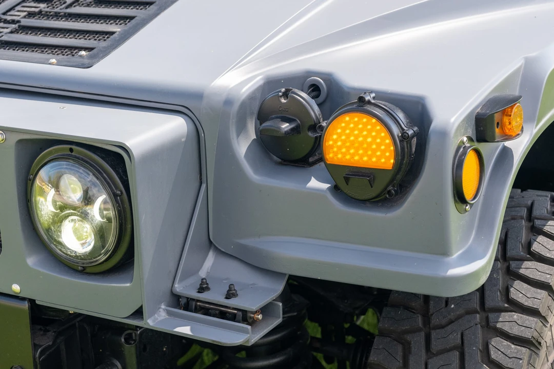 2003 Hummer HMMWV - Image 12 of 31