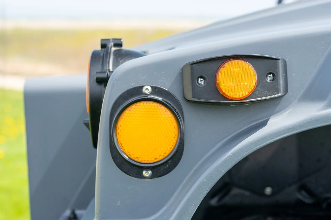 2003 Hummer HMMWV - Image 16 of 31