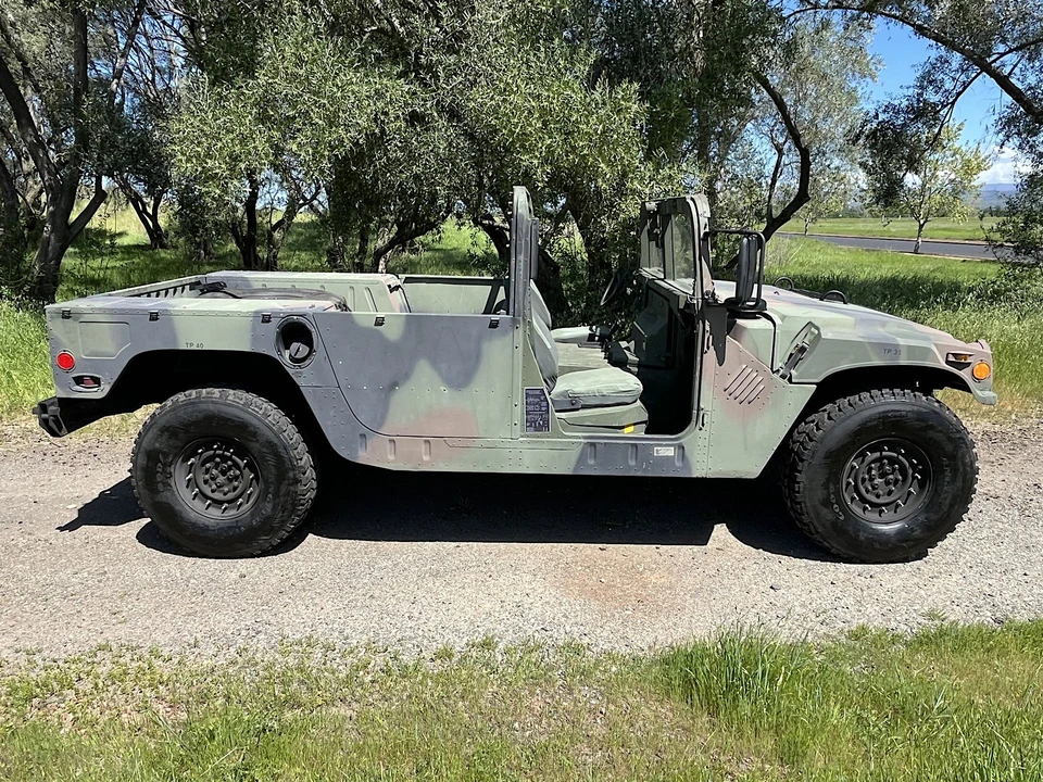 2003 AM General Hummer - Image 17 of 31