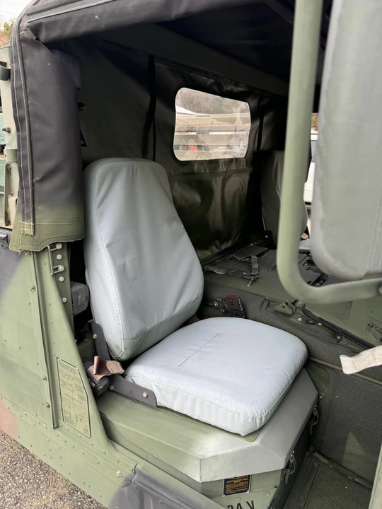 2003 Hummer HMMWV - Image 26 of 31