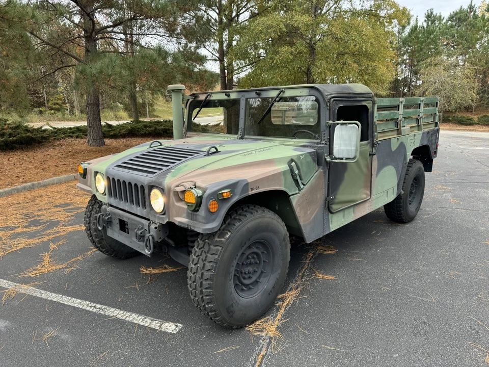 2003 Hummer HMMWV - Image 4 of 31